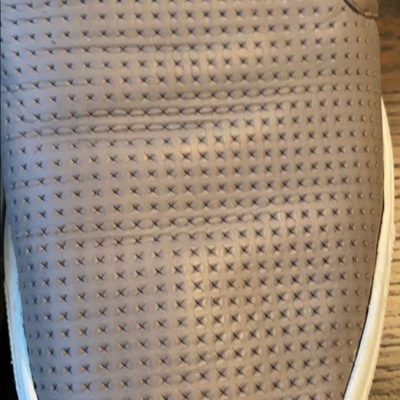 Vince Blair Slip-on Sneaker 6M (fit like 7M)